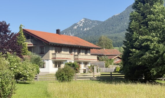 Landhaus in Ruhpolding mit Bergblick
